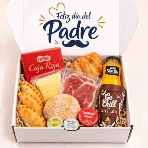 Desayuno salado Día del Padre con jamón, queso, empanadillas, café y zumo